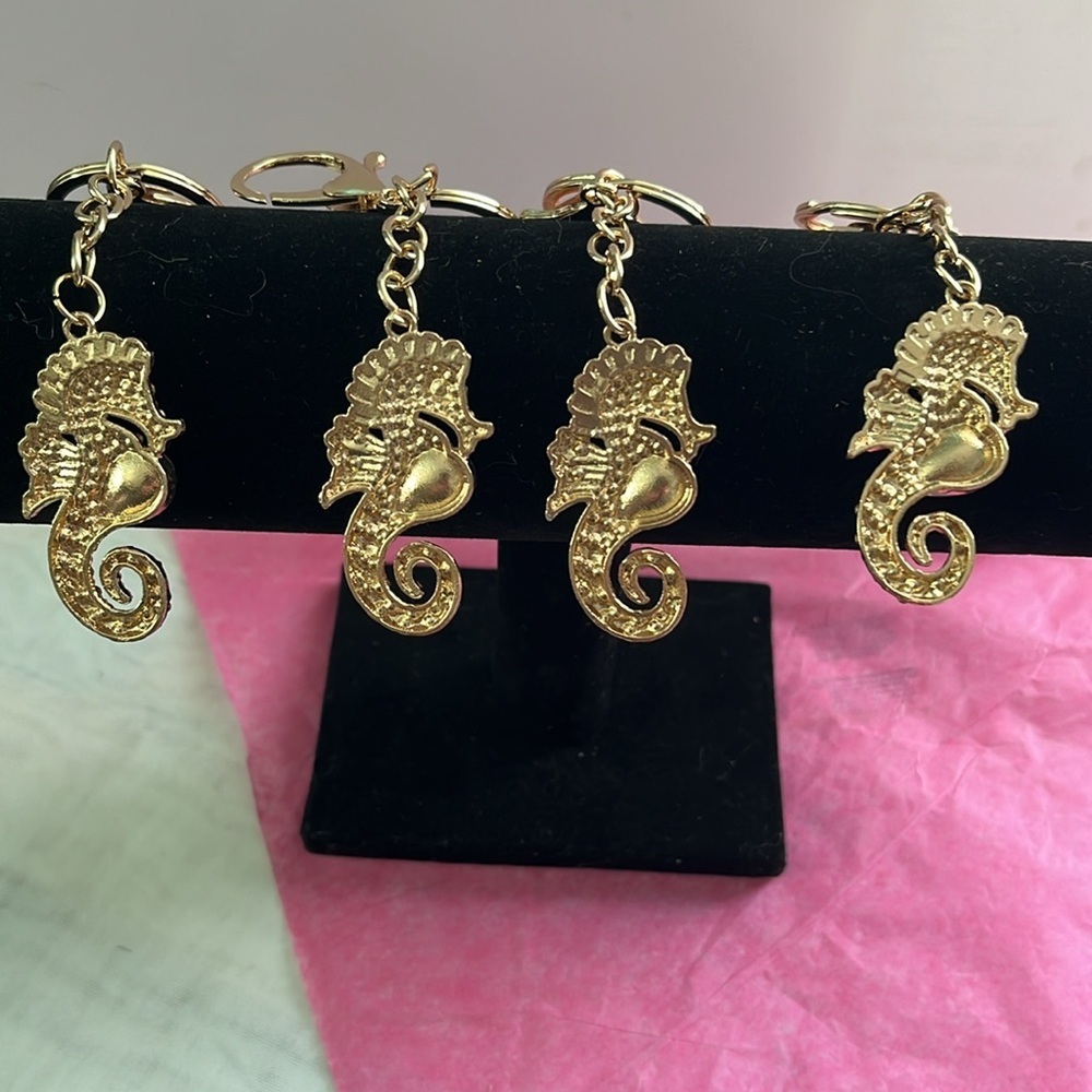 COPY - NIP Pick (1) Rhinestone Seahorse Keychain/Bag Charms - Picture 3 of 4